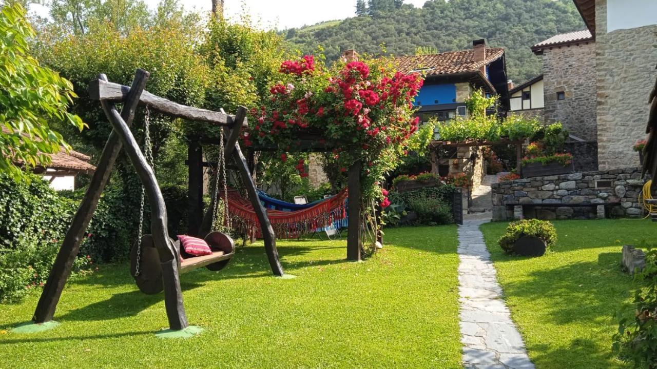 Apartamentos Samelar Camaleño Kültér fotó
