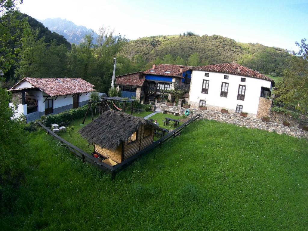 Apartamentos Samelar Camaleño Kültér fotó