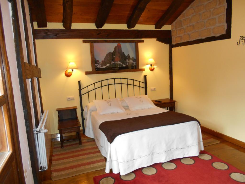 Apartamentos Samelar Camaleño Kültér fotó